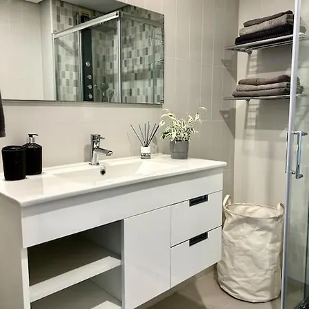 Apartment Family Apartment, Torremolinos