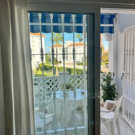 Family Apartment, Апартаменты *