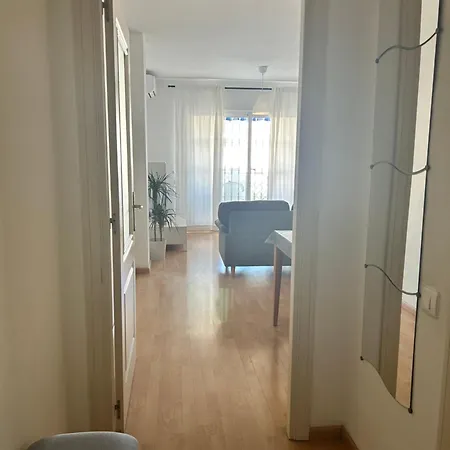 Family Apartment, Apartment *